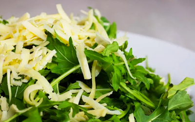 Ensalada de Arúgula y Queso Parmesano