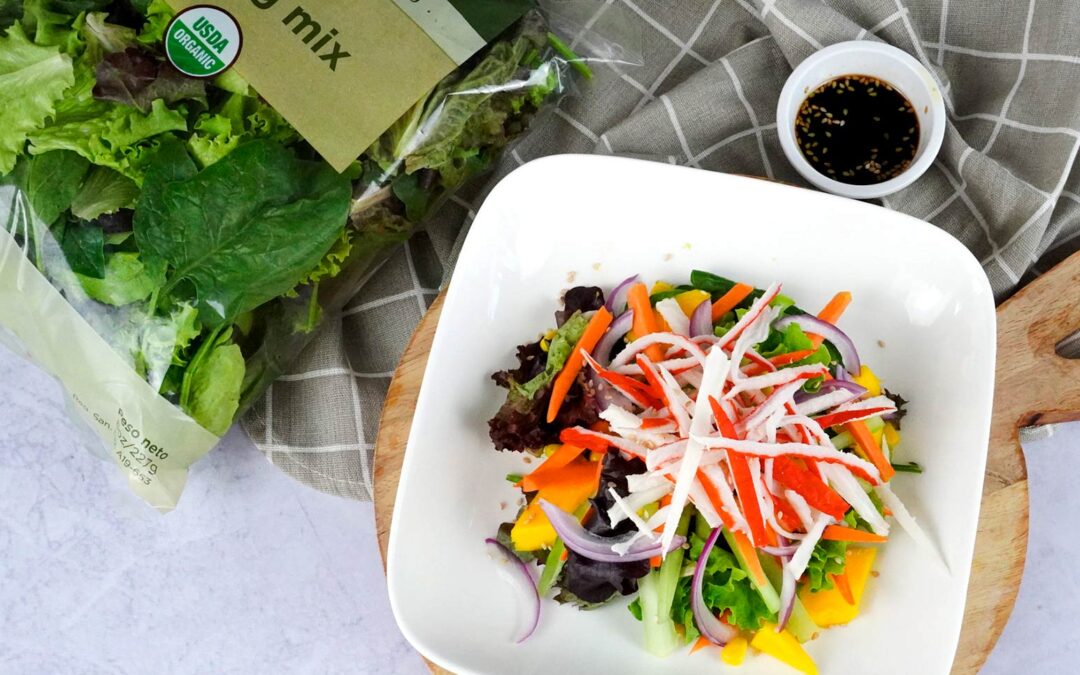 Ensalada Kani con Spring Mix Kultiva Organics